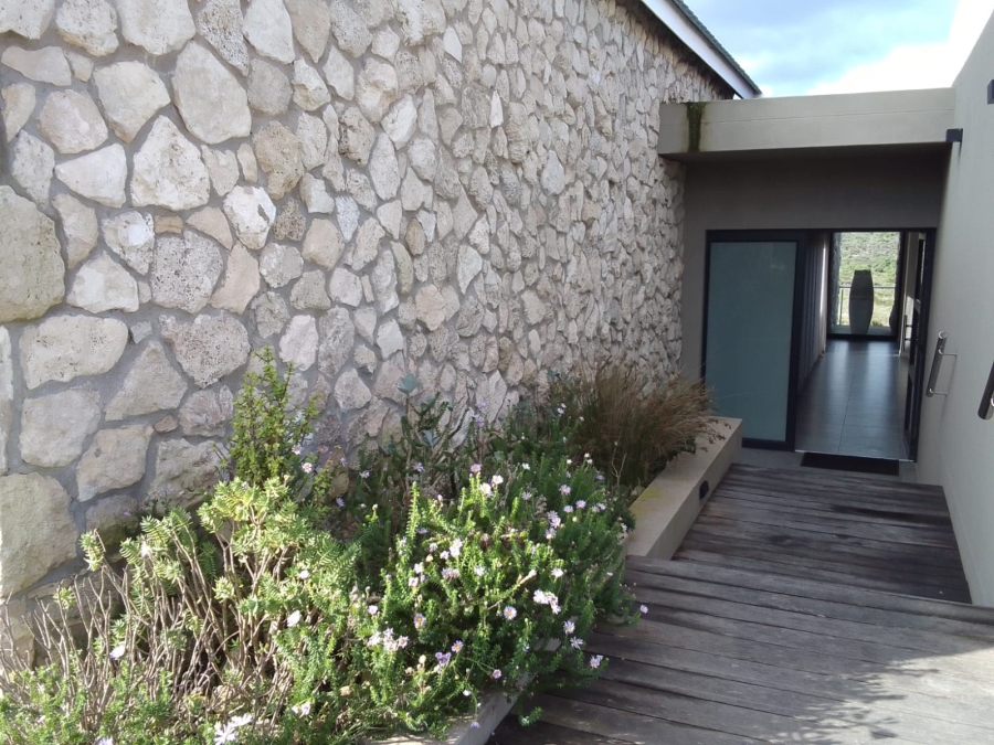To Let 3 Bedroom Property for Rent in Shark Bay Estate Western Cape